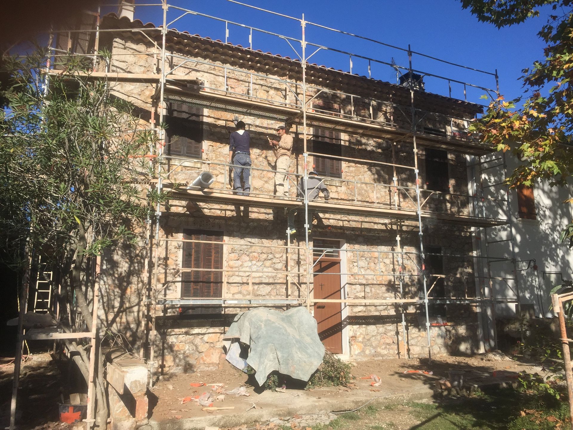 Réfection de façade de maison avant